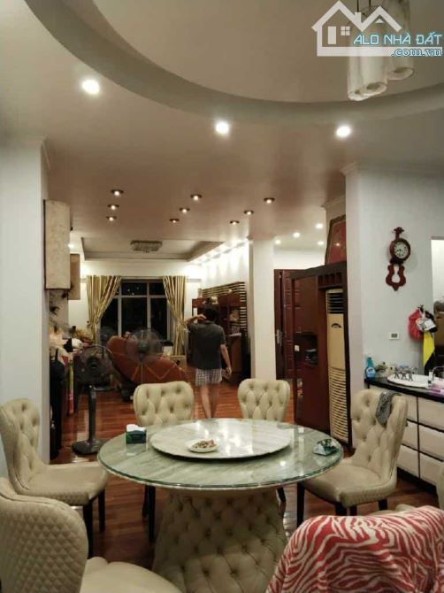 Tổ ấm 8 tầng thang máy – Vị trí đắc địa  Văn Khê 55m2 – 18.4 tỷ - 1