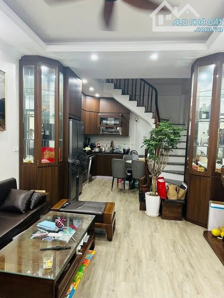 NHÀ ĐẸP NGÕ TO – Ô TÔ VÀO TẬN NHÀ – TỔ 13 YÊN NGHĨA, HÀ ĐÔNG – 35M², 4 TẦNG, GIÁ CHỈ HƠN 6 - 1