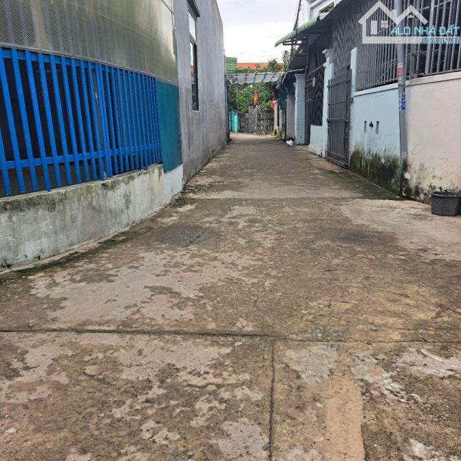 Bán nhà cấp 4, căn góc 2 diện hẻm Ô tô, Tt La Hà, Tư Nghĩa Quảng Ngãi - 1