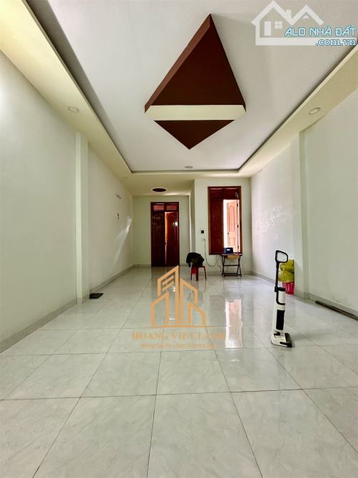 NHÀ 1 TRỆT 2 LẦU MẶT TIỀN KINH DOANH ĐƯỜNG NGUYỄN HỮU THỌ - 1