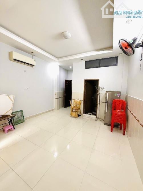 Hêm xe hơi Lý Thường Kiệt p9 TÂN BÌNH GIÁP QUẬN10 68m2 4 tầng 4 Pn chỉ 10 tỷ 3 - 1