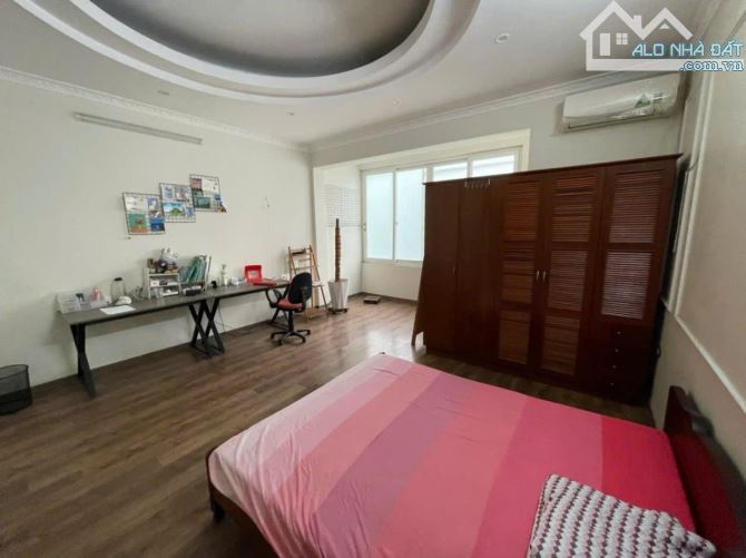 Bán Gấp Nhà MP Trung Kính. 90m. Mặt Tiền 5,2m. Vỉa hè 5m, 2 thoáng. Kd đỉnh,Giá tốt - 1