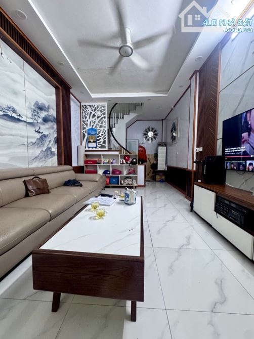 [ Bán Nhà Quan Nhân 30m2x5T - 8 tỷ ( ctl ) - Gần Phố - Oto đỗ gần - 1
