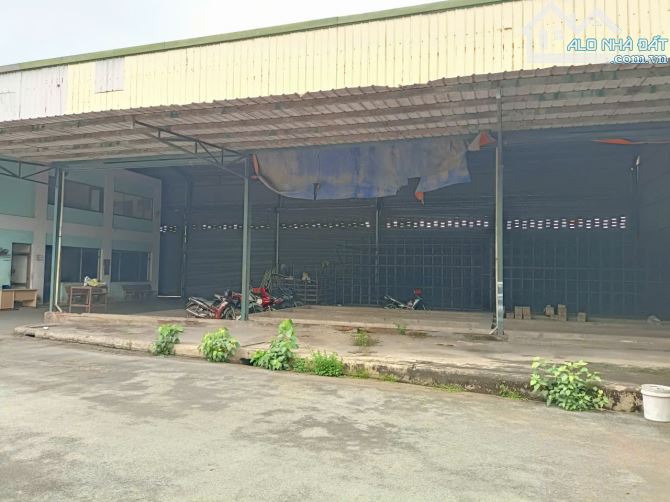 Cực hot Bán kho, xưởng mặt tiền Quốc lộ 1A giá chỉ 20tr/m2 DT 3.400m2, Linh Trung, Thủ Đức - 1