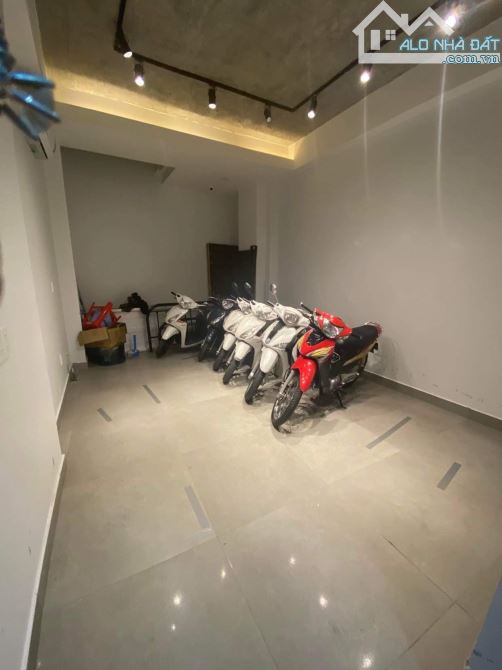 MẶT TIỀN KINH DOANH PHÚ NHUẬN - CHDV 5 TẦNG - DÒNG TIỀN ỔN ĐỊNH 50TR/THÁNG - 1