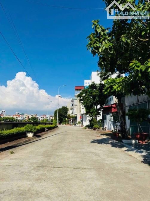 Bán nhà 4 tầng mặt phố Nguyễn Gia Thiều, p Lê Thanh Nghị, tp Hải Dương - 1