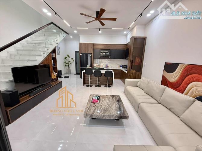BÁN NHÀ ĐẸP 2 TẦNG HẺM 79 ĐINH NÚP. DT: 190m2. GIÁ: 5,3 TỶ - 1