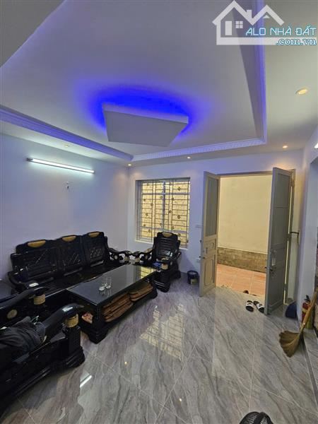 🏡 Bán nhà đẹp Vũ Tông Phan – 5 tầng – ngõ thông tứ tung – gần hồ – gần ô tô đỗ - 1