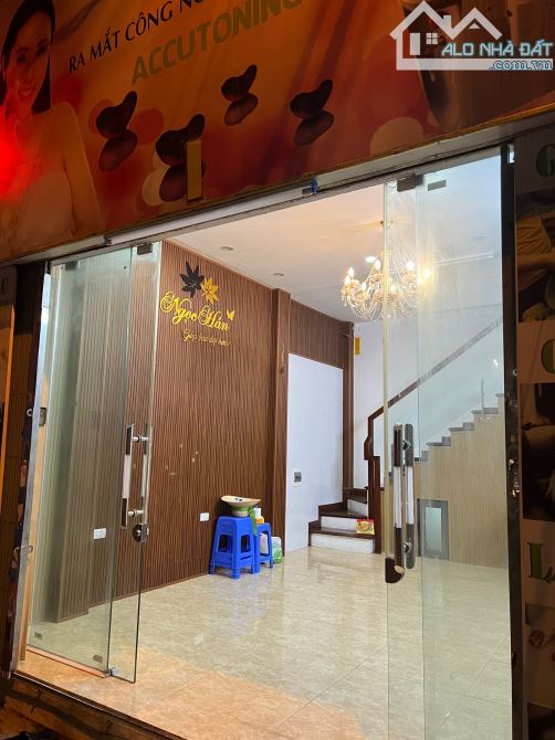 Cho thuê nhà nguyên căn tại Lê Văn Hiến. Bắc Từ Liêm,DT 30m x5 tầng , ngõ ô tô kinh doanh - 1