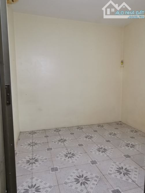 Cho thuê nhà 2 tầng tại Phùng Hưng, Hà Đông DT 44m2 x 3 tầng 6tr/tháng. - 1