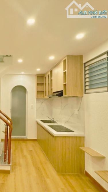 🏠 BÁN NHÀ MẶT TIỀN CAO THẮNG, P.17, PHÚ NHUẬN - GÓC 2 MẶT TIỀN - CHỈ 4.X TỶ. - 1