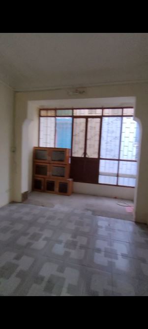 Cho thuê nhà riêng  Nguyên Hồng ,Đống Đa DT 60m  x 4 tầng ,ô tô 16tr/tháng - 1
