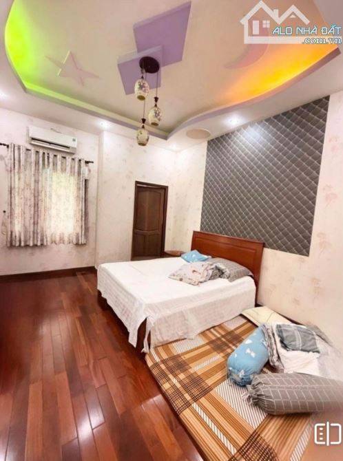 HẺM XE HƠI TRÁNH THÔNG Sát MẶT TIỀN HƯƠNG LỘ 2 MÃ LÒ 4 Tầng 4M18M Chỉ 7.35 TỶ - 1