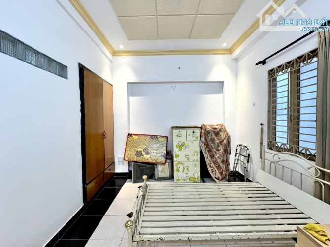 Bán nhà Phú Nhuận - 85m2 - 4 tầng - hẻm nhựa 8m kinh doanh - ô tô quay đầu - 12