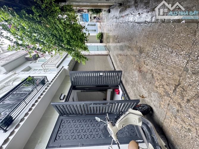 Nhà riêng phố LÂM DU-BỒ ĐỀ-HỒNG TIẾN, 3PN, 4WC, 10TỶ2, ÔTÔ TRÁNH ĐỖ, KINH DOANH. - 13