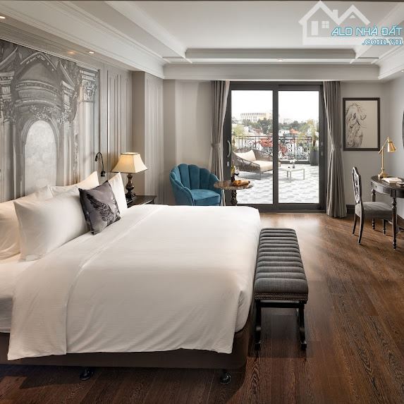 Bán khách sạn mặt phố Hàng Bông, Hoàn Kiếm chỉ hơn 200 tỷ, DT 300m2, XD 14 tầng Vip - 16