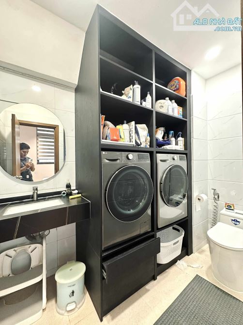 Bán nhà Phú Nhuận - ô tô vào nhà - 72m2 - Hẻm 8m kinh doanh - 17