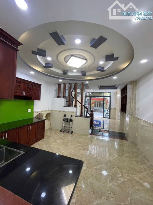 Cần bán nhà Đương Quảng Hàm, P.5, Gò Vấp giá 13,8tỷ - 2