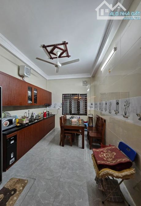 Bán nhà riêng Thái Thịnh, Đống Đa, 10m ra ô tô, phân lô dân trí, 40m2x4, 12.5 tỷ - 2