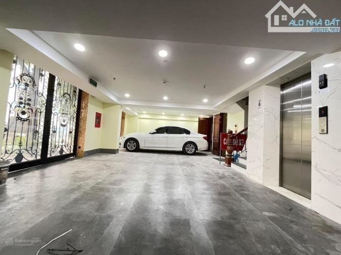 Bán biệt thự Làng Quốc Tế Thăng Long - Đường Lớn 5 Ô tô tránh - 330m2 x 4T MT 16m - 95 tỷ - 2