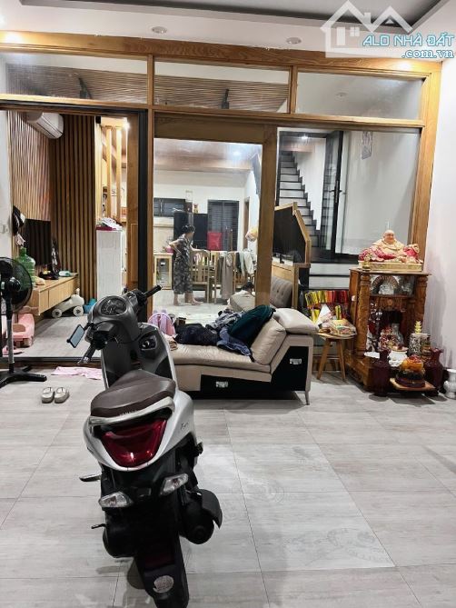 💎 Bán Nhà 4 Tầng Dương Trí Trạch – 65m² – Dòng Tiền Ổn Định – Chỉ 13,5 Tỷ TL - 2
