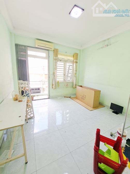 BÁN NHÀ LÊ TRỌNG TẤN TÂN PHÚ HẺM XE HƠI 4 TẦNG (4❌️11)M - 44M2 CHỈ 5.x tỷ - 2