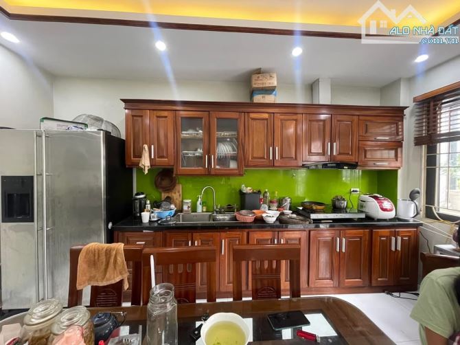 Bán nhà 60m2, 5 tầng, giá 21 tỷ. Ngã tư  đèn đỏ Nguyễn Viết Xuân- Ngô Thì Nhậm, Hà Đông. M - 2