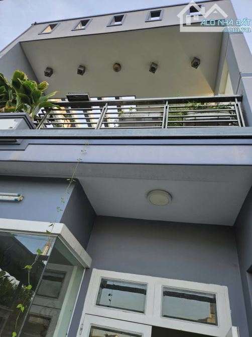 Nhà HXH đường Gòi cát DT 80m, 3 tầng vị trí đẹp - 2