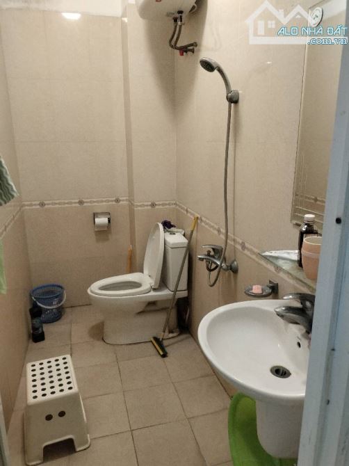 Bán nhà khu vực đội Cấn.Dien tích 45/55mx4tang - 2