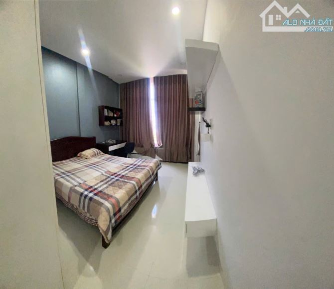 Bán biệt thự 166m2 góc mặt tiền Trương Hán Siêu, Nha Trang - 2
