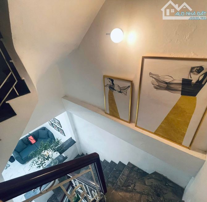 Cho thuê nhà nguyên căn ngõ 99 Định Công Hạ, 40m² x 3 tầng, 3PN, 10.8 triệu/tháng - 2