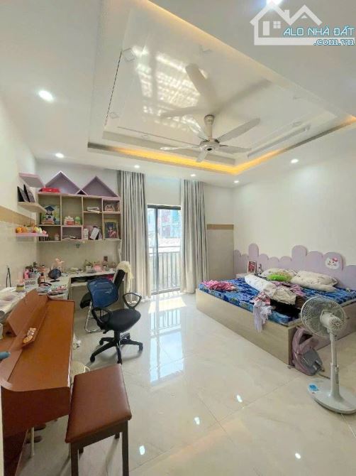 NHÀ MẶT TIỀN KINH DOANH KHU VIP TÊN LỬA NGANG 5M _100M2 3 tầng ,4PN - 2