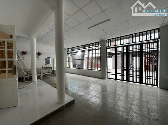 Nhà Trệt Lầu Trục chính hẻm 234 đường Hoàng Quốc Việt - Gần Bệnh viện Nhi Đồng - 2