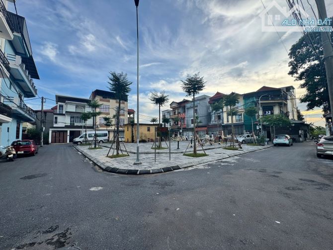 💯💯💯 2p RA CẦU THƯỢNG CÁT - GẦN BỆNH VIỆN NHIỆT ĐỚI TRUNG ƯƠNG 2 - VIEW HOA VIÊN - OTO T - 2