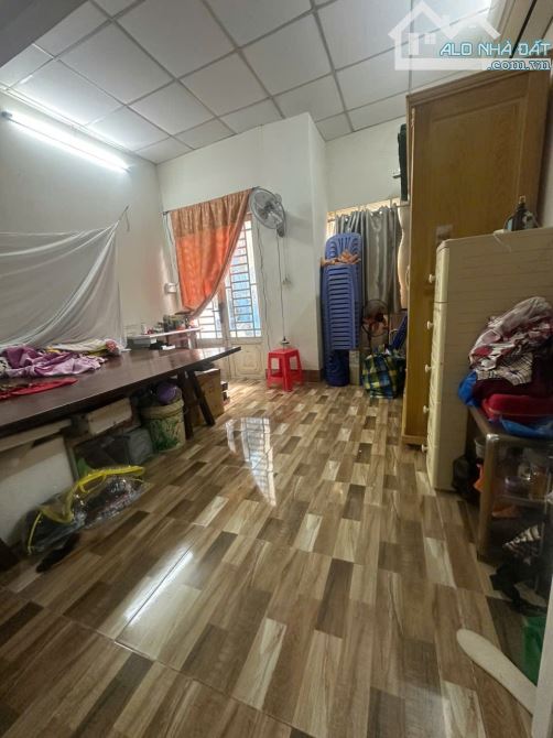 Bán gấp nhà cấp 4 gần chợ Hãng Dầu hẻm xe hơi Trung Dũng cũ - 2