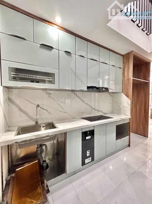 💥NGUYỄN SƠN - NHÀ DÂN XÂY - FULL NỘI THẤT - MẶT NGÕ THÔNG CÁC NGẢ   🏠Nhà đẹp - Diện tích - 2