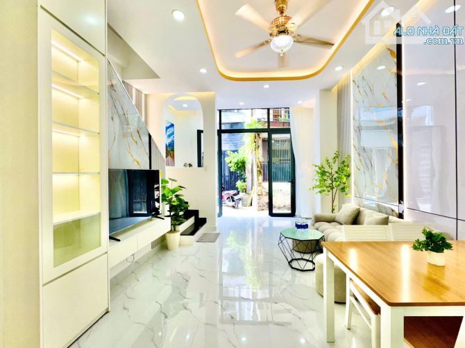 Bán nhà đẹp Nguyễn Thái Sơn, Gò Vấp có 3 phòng ngủ, 51m² chỉ 3 Tỷ 650, Sổ hồng riêng - 2