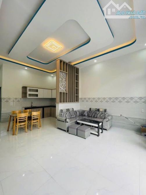 Nhà cấp 4 nhỏ nhỏ xinh xinh gần ngay trường Đại Học Lạc Hồng - 2