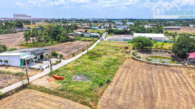 Cần ra nhanh lô đất 150m² thị trấn Bến Lức Long An giá 1 tỷ 9. Shr - 2