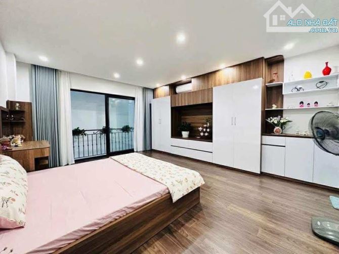Bán nhà Cổ Nhuế, 41m x 5 tầng, full nội thất, ngõ thông ô tô, hàng xóm KĐT Ressco - 2