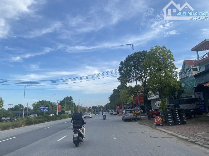 BÁN GẤP NHÀ 3 TẦNG TRỤC KINH DOANH,NGAY CẦU THƯỢNG CÁT - 2