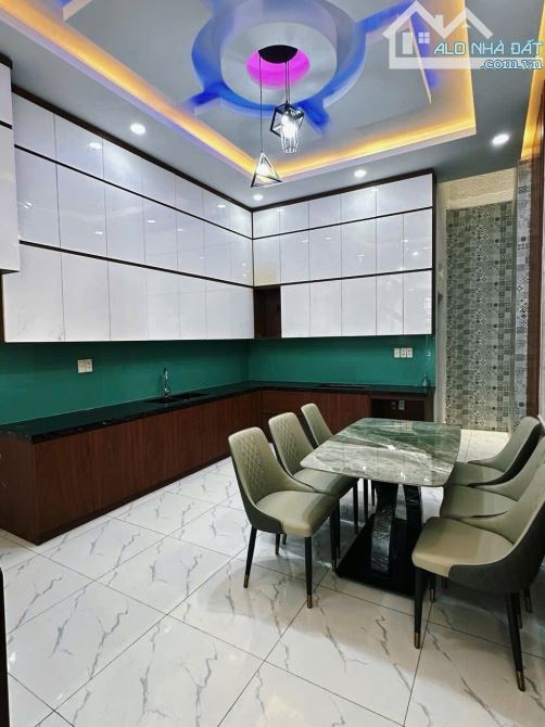 NHÀ ĐẸP MUA Ở LIỀN HẺM 5M GẦN MT NGUYỄN SƠN  4X15M2 XÂY FULL 3 TẦNG BTCT GIÁ 6.1 TỶ - 2