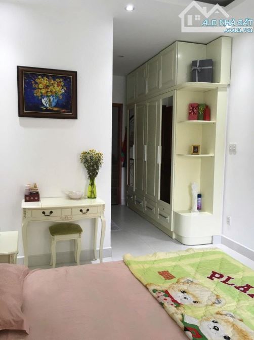 BÁN NHÀ HXH  8m Huỳnh Văn Bánh , khu vực hiếm nhà bán, tuyến thời trang sầm uất - 2