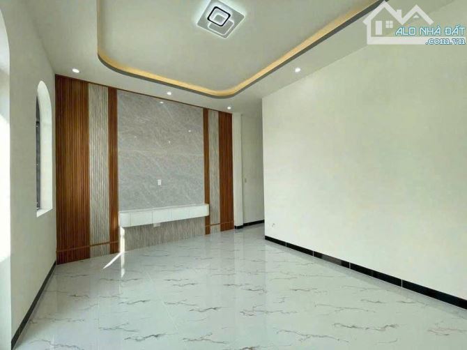 BÁN NHÀ CẤP 4 NGAY KHU VỰC GẦN TÂN UYÊN BÌNH DƯƠNG CHỈ VỚI 379 TRIỆU.. - 2