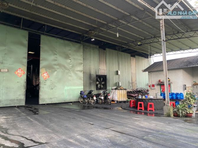 Bán nhà xưởng 2000m2 đường xe cont, Thiện Tân, Vĩnh Cửu, giá 9 tỷ 900. - 2