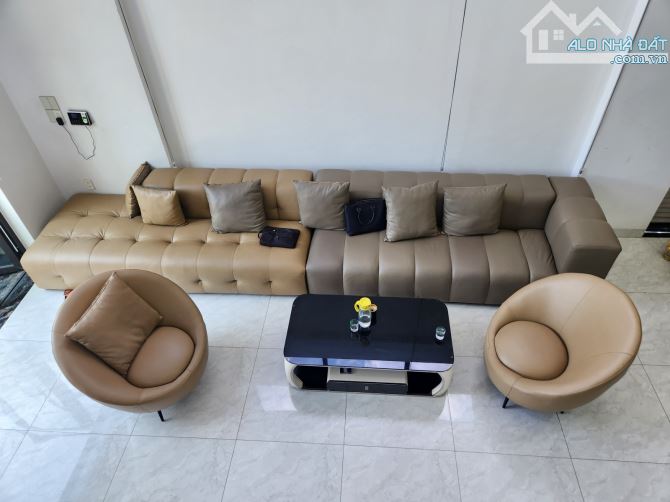 BIỆT THỰ NGUYỄN ĐÌNH THI – VIEW SÔNG ĐÔ TỎA – CÓ THANG MÁY – DÒNG TIỀN 60 TRIỆU/THÁNG - 2