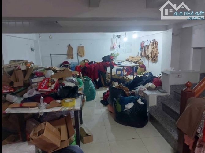 BÁN ĐẤT TẶNG NHÀ HOÀNG QUỐC VIỆT 74m2 × MT 5,5m. PHÂN LÔ + Ô TÔ TRÁNH + 2 THOÁNG - 2