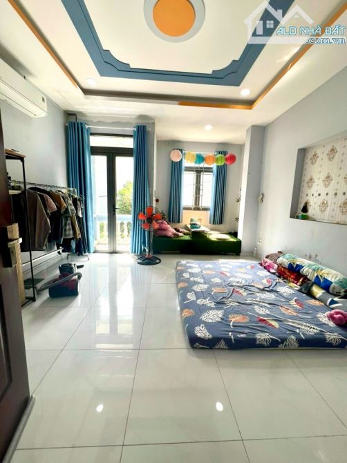 Bán nhà ngay TTTM Gigamall Phạm Văn Đồng 52.4m2, nở hậu, hoàn công đủ, giá 5.6 tỷ - 2