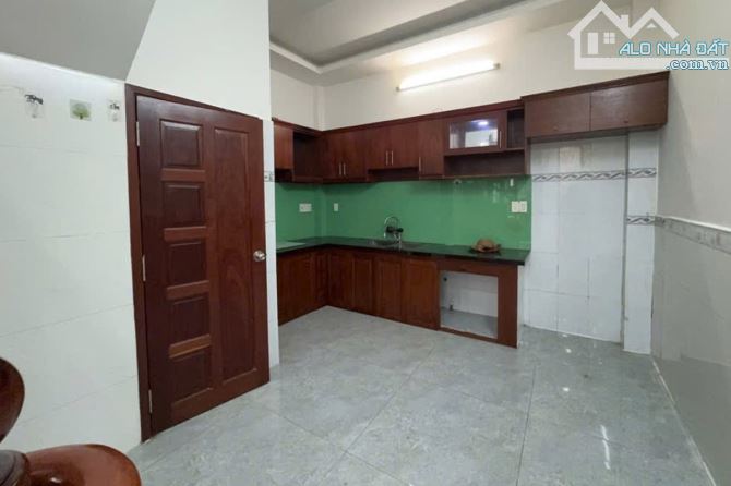 Bán nhà hẻm xe hơi, Phan Huy Ích, Tân Bình, 43 m² (4m x 11m), 3 phòng - Giá 5.2 tỷ TL - 2