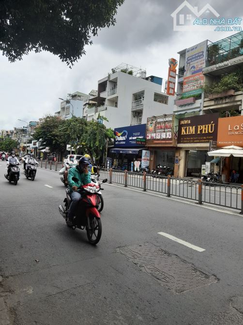 Bán gấp MT Quang Trung P10 gv, 4x20m vuông vức 3 lầu giá 21 tỷ tl, đct 50tr/th - 2